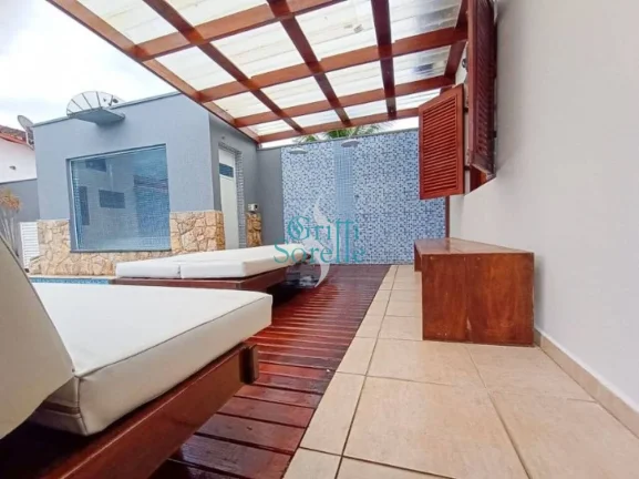 Imagem Casa Mobiliada à venda em Condomínio Fechado em Horto Florestal - Ubatuba/SP.