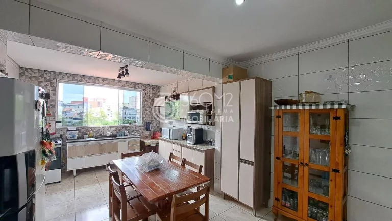 Imagem Sobrado para Venda em Santo André / SP no bairro Campestre