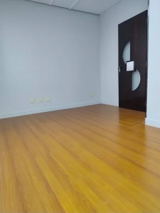 Imagem Conjunto Comercial no Edifício Cenpre