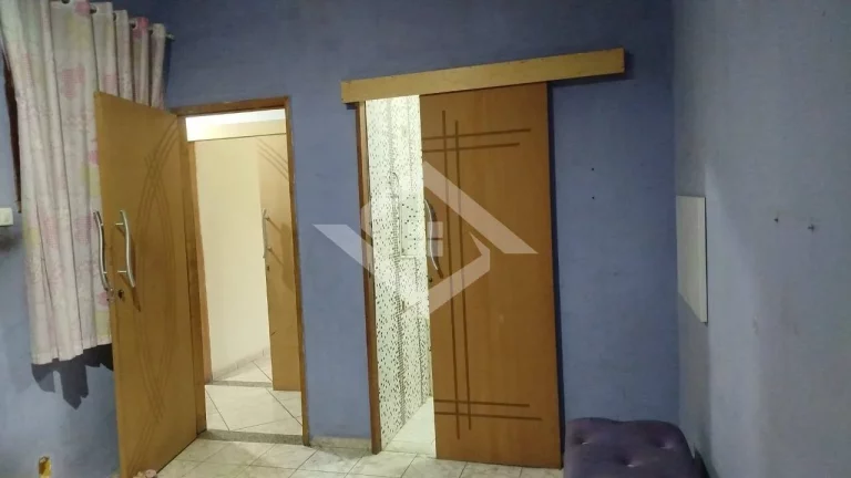 Imagem Casa Triplex para Venda em Campo Grande com 3 Suítes