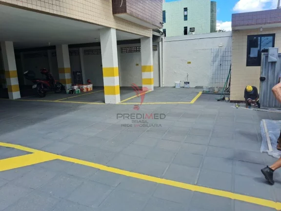 Imagem Apartamento com 2 Vagas de Garagem,no Bessa em oportunidade