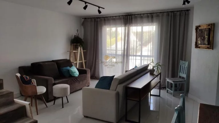 Imagem Casa em Condomínio para Venda em Teresópolis / RJ no bairro Agriões