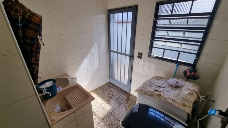 Imagem IMÓVEL Á VENDA COM FRENTE PARA A RODOVIARIA DE FRANCA/SP