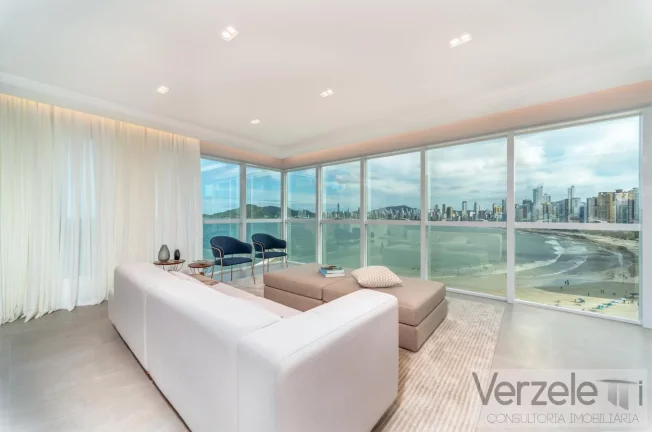 Imagem Frente ao Mar para Venda em Balneário Camboriú / SC no bairro Pioneiros