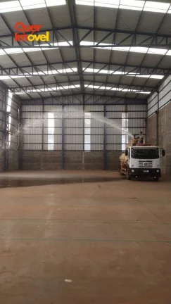 Imagem Galpão Comercial com 3 Salas, 4 Banheiros e 10 Vagas de Garagem em Cravinhos-SP - 1.550,00 m² de Área