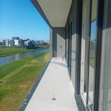 Imagem Casa á venda com 4 suítes no Engenho Velho em Torres/RS