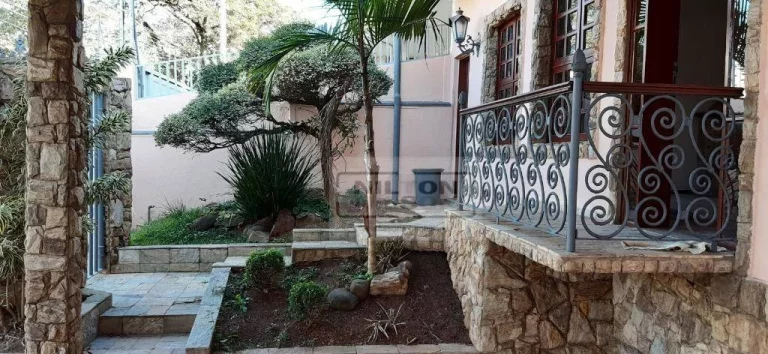 Casa com 3 dormitórios para alugar, 170 m² por R$ 4.770,00/mês - Jardim Chapadão - Campinas/SP