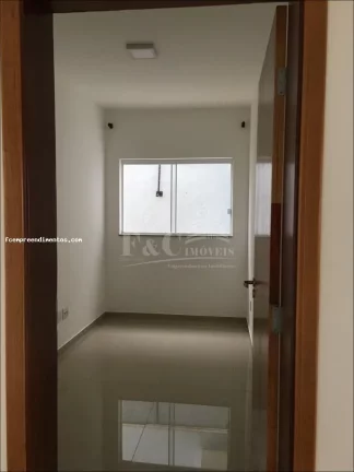Imagem Casa para Venda em Limeira, Jardim Porto Real, 3 dormitórios, 1 suíte, 2 banheiros, 3 vagas