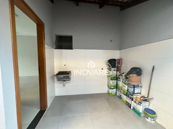 Imagem Casa com 3 dormitórios à venda, 109 m² por R$ 350.000,00 - Setor Planalto - Itumbiara/GO