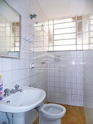 Imagem Casa a venda no Cambuí em Campinas.

Imovel muito bem localizado no bairro a duas quadras do Centro...