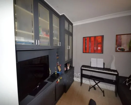Imagem Apartamento em Pinheiros com 4 quartos (1su­te) e 2 vagas, 155m²