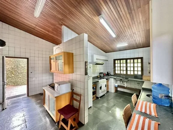 Imagem Rua das Granjas (Miolo) - 4 dorm / 2 sts, linda vista!