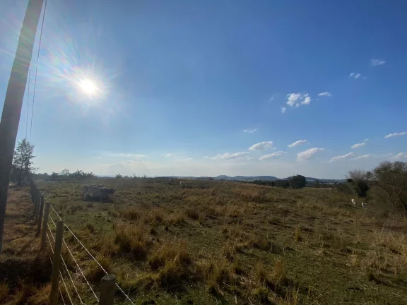 Imagem Área de 90.857m² a venda no Bairro dos Ferreiras em Porangaba/SP.
