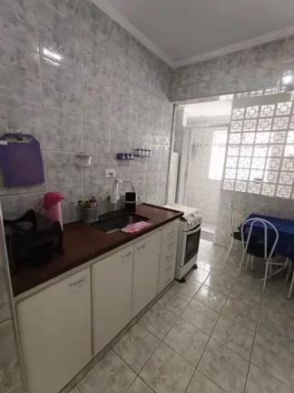 Imagem Apartamento com 2 quartos na quadra da praia da Aparecida por R$ 480 Mil