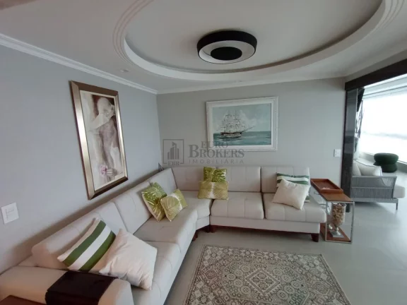 Imagem Apartamento Frente Mar com 3 suítes à venda no Centro de Balneário Camboriú