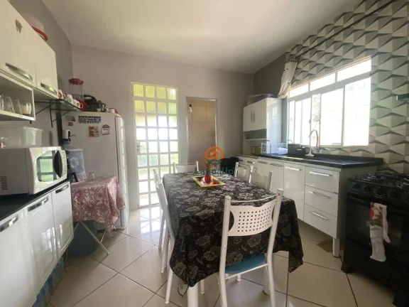 Imagem Casa com 2 dormitórios à venda, 68 m² por R$ 380.000,00 - Aeronautas - Lagoa Santa/MG