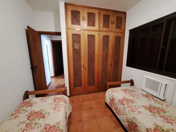 Imagem APARTAMENTO AMPLO COM 3 DORMITÓRIOS 1 QUADRA DA PRAIA COM VISTA PARA O MAR.