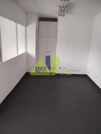 Imagem Galpão Comercial para Locação na Vila Guilhermina, São Paulo-SP: 468m² de Área Disponível!