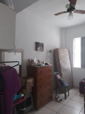 Imagem Oportunidade Única: Apartamento Compacto Pé na Areia no Jardim Guilhermina, Praia Grande!