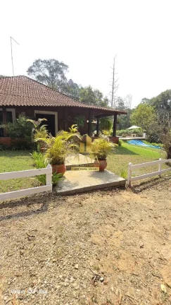 Imagem Sitio 52420 m2, 02 casas, 06 chalés, Salão festas, 02 piscinas, Asfalto