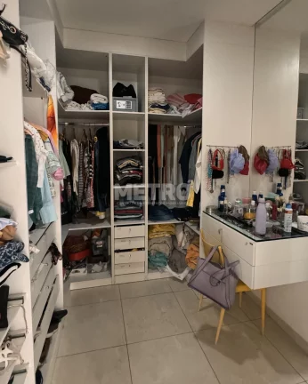 Imagem Casa com 3 suítes, master com closet e hidromassagem, Piscina, Área gourmet