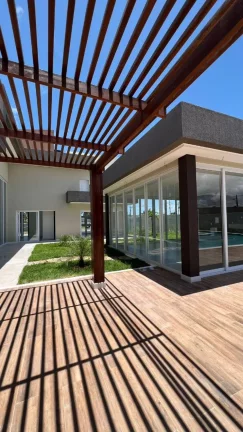 Imagem Casa no Condominio Dhama com 4 suítes sendo 1 suíte master e área construída de 635 metros quadrados