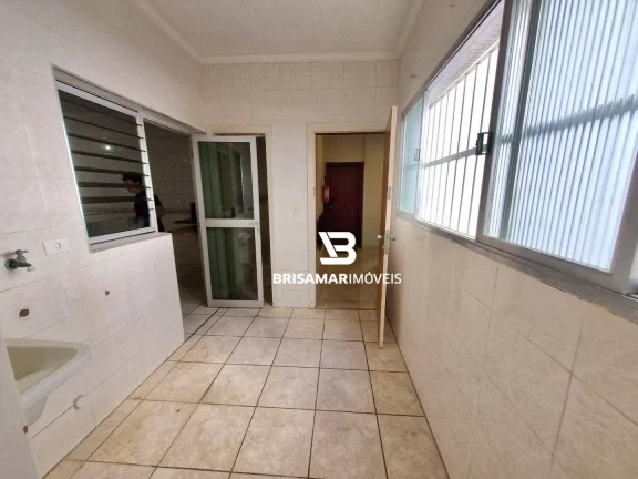 Imagem PITANGUEIRAS- UMA QUADRA DO MAR , 140 M² ÚTEIS , 02 VAGAS DE GARAGEM NO PRÉDIO.