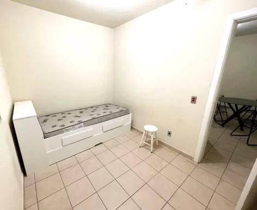 Imagem Apartamento com 2 dormitórios à venda em Curitiba/PR