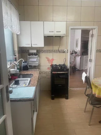 Imagem CASA A UMA QUADRA DA DOM JOAQUIM, pronta para moradia, toda reformada, é só se mudar