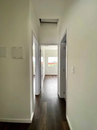 Imagem Casa com 3 dormitórios sendo 1 suíte e 2 vagas de garagem em Brusque