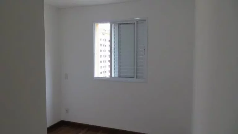Imagem Apto com 2 dormitórios e suite e duas vagas na Pompéia