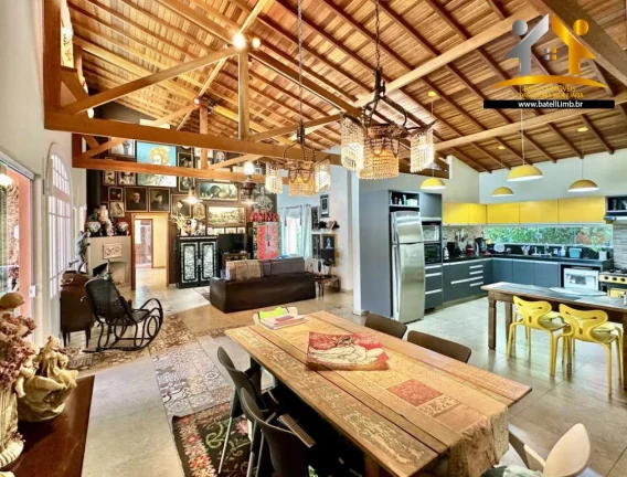 Imagem Casa à venda no condomínio Paissagem Renoir na Granja Viana - Batelli Imóveis