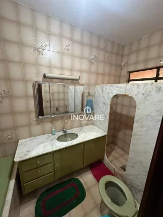 Imagem Casa com 3 dormitórios à venda, 360 m² por R$ 420.000,00 - Setor Central - Itumbiara/GO