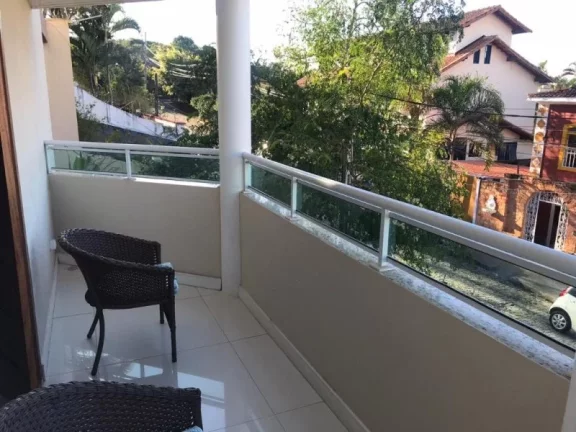 Imagem CASA COM 4 DORMITÓRIOS À VENDA, 390 M² POR R$ 1.600.000,00 - GLÓRIA - MACAÉ/RJ