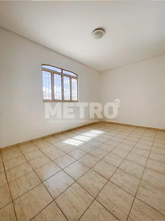 Imagem Casa no São José para locação com 3 quartos, sendo 1 suíte, PETROLINA - PE