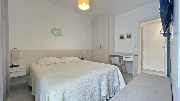 Imagem Apartamento com 3 dormitórios à venda, 127 m por R$ 3.890.000,00 - Riviera