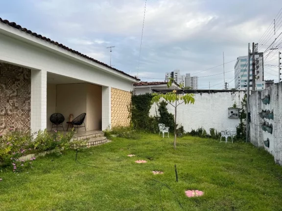 Imagem Casa com 3 dormitórios à venda, 135 m² por R$ 750.000,00 - Bairro dos Estados - João Pessoa/PB Imagem Casa com 3 dormitórios à venda, 135 m² por R$ 750.000,00 - Bairro dos Estados - João Pessoa/PB