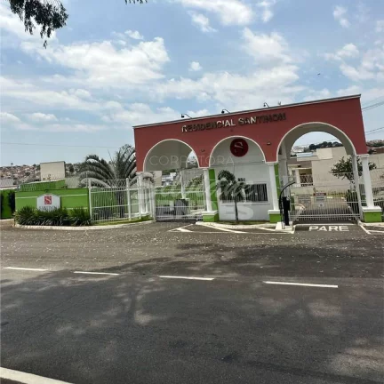 Imagem Casa com piscina aquecida no condomínio Santinon