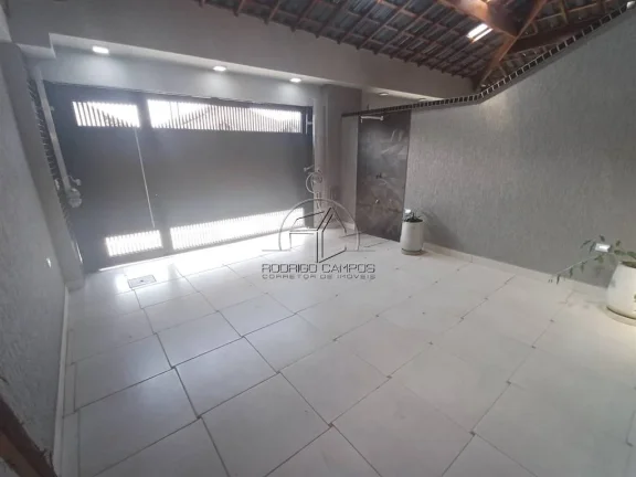 Imagem Espaçosa Casa Geminada 3 Quartos em Caiçara, Praia Grande