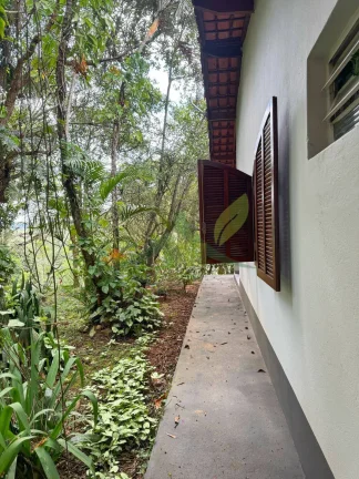 Imagem Chácara Exclusiva em Atibaia: 5.000 m² de Natureza, Piscina e Área Gourmet