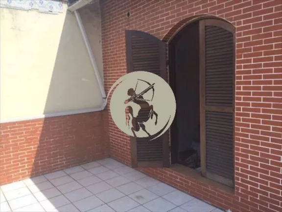 Imagem SOBRADO COMERCIAL EM ÓTIMA LOCALIZAÇÃO, SERVE PARA COMERCIO OU RESIDENCIA , PRECISA DE REPAROS, E...