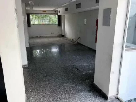 Imagem Sobrado Comercial para Locação com Área Construída 338 m² na Av. Portugal em Santo André