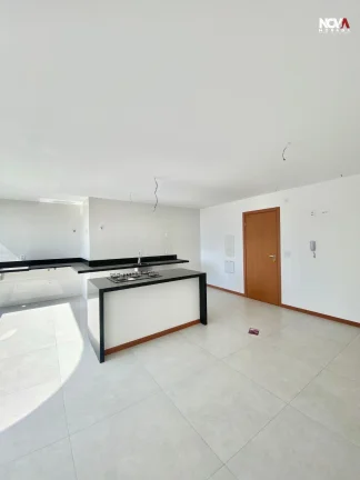 Imagem Já viu um apê de 2 quartos com cara (e espaço) de 3?

Prepare-se pra se surpreender com esse apê...