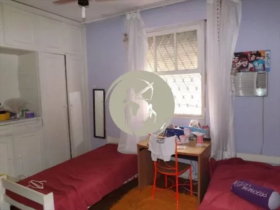 Imagem SÃO 4 QUARTOS 4 BANHEIROS, SALA, COZINHA, GARAGEM, ESCRITÓRIO. ESTRUTURALMENTE ESTÁ PREFEITA, POR...
