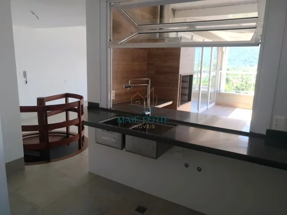 Imagem LINDA E AMPLA COBERTURA DUPLEX COM DESLUMBRANTE VISTA DEFINITIVA PARA A SERRA E MAR!!