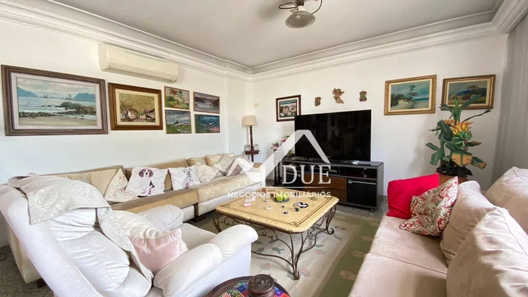 Imagem Apartamento no Gonzaga, frente mar, com vista , amplo e pronto para morar