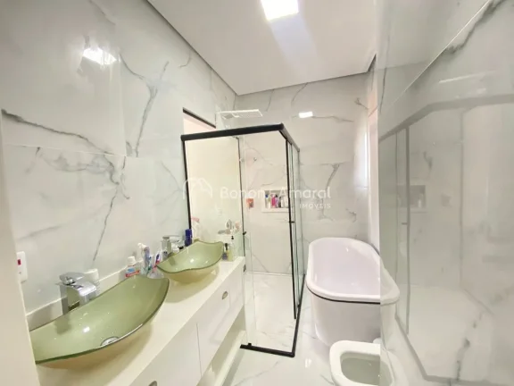 Imagem Em Valinhos, SP, no Residencial Vivenda das Pitangueiras, esta linda casa em condomínio oferece con...