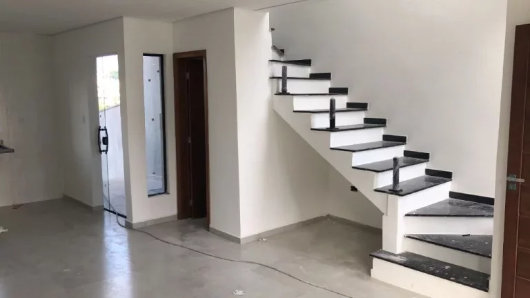 Imagem Sobrado com 3 dormitórios à venda, 100 m² por R$ 580.000,00 - Vila Lavínia - Mogi das Cruzes/SP