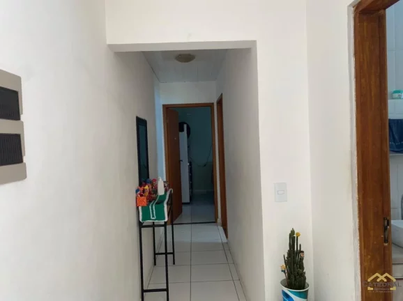 Imagem Casa térrea com 2 quartos e 1 vaga coberta no bairro Água Doce - Jundiaí/SP