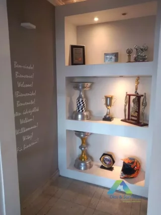 Imagem Apartamento mobiliado à venda com 172m² 3 quartos (Suítes).